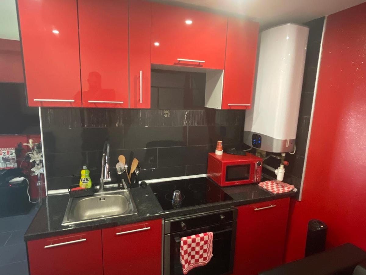 Appartamento Zekri Livry-Gargan Esterno foto